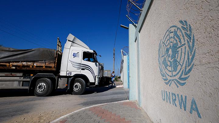Israel mengizinkan masuknya 24.000 liter bahan bakar untuk truk PBB di Gaza, bukan untuk rumah sakit
